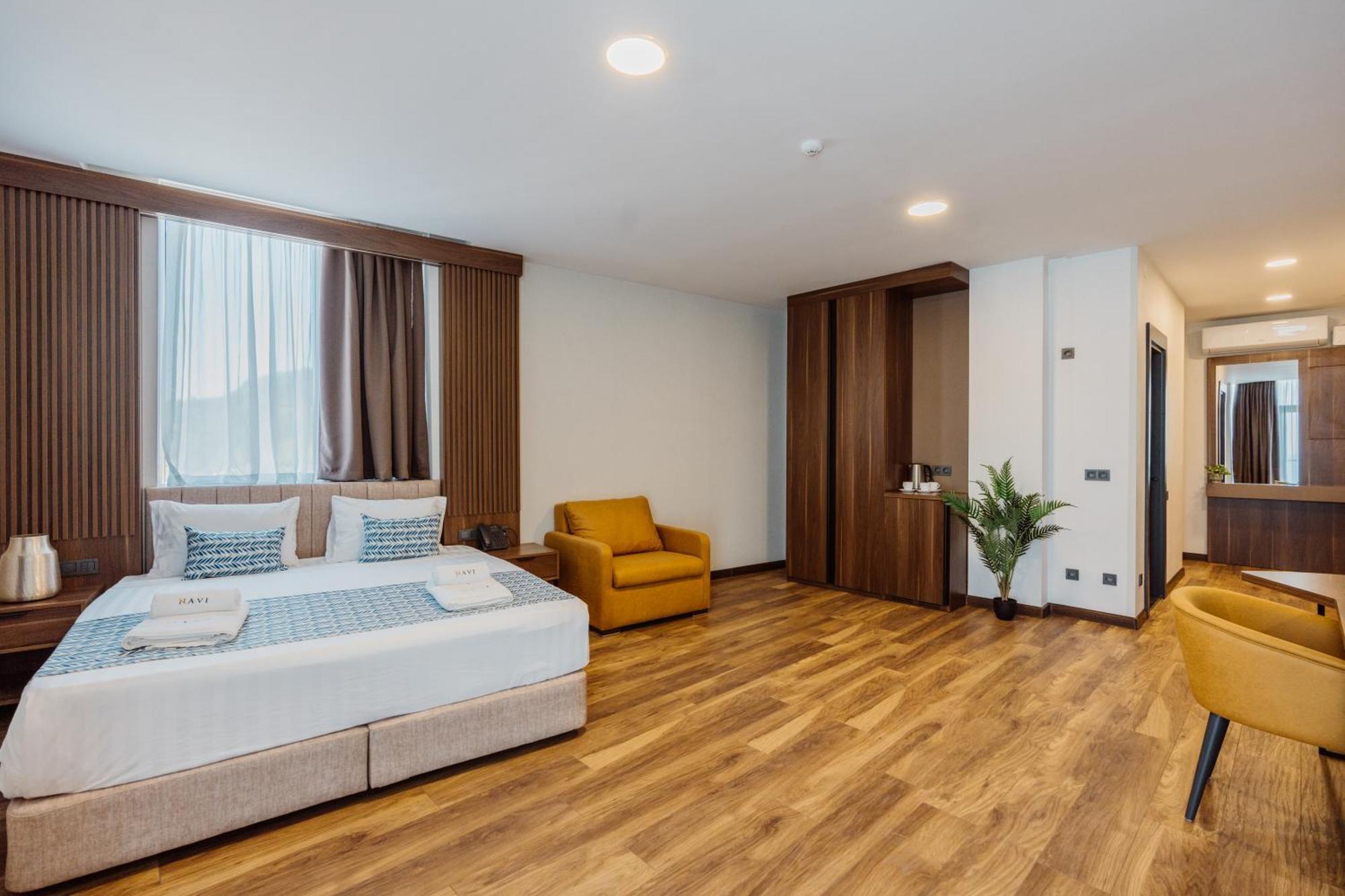 Otel Navi