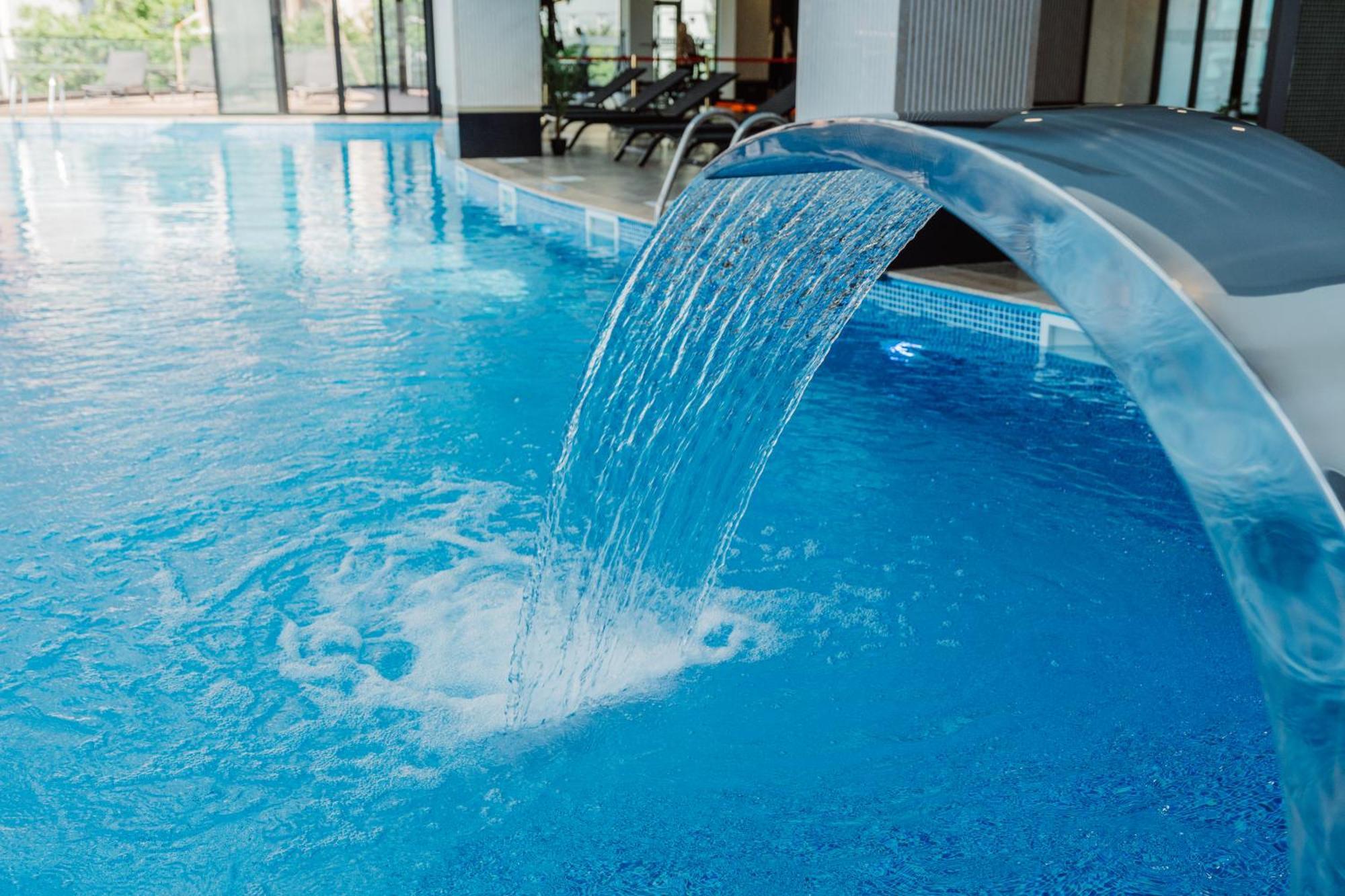Navi Otel 4*