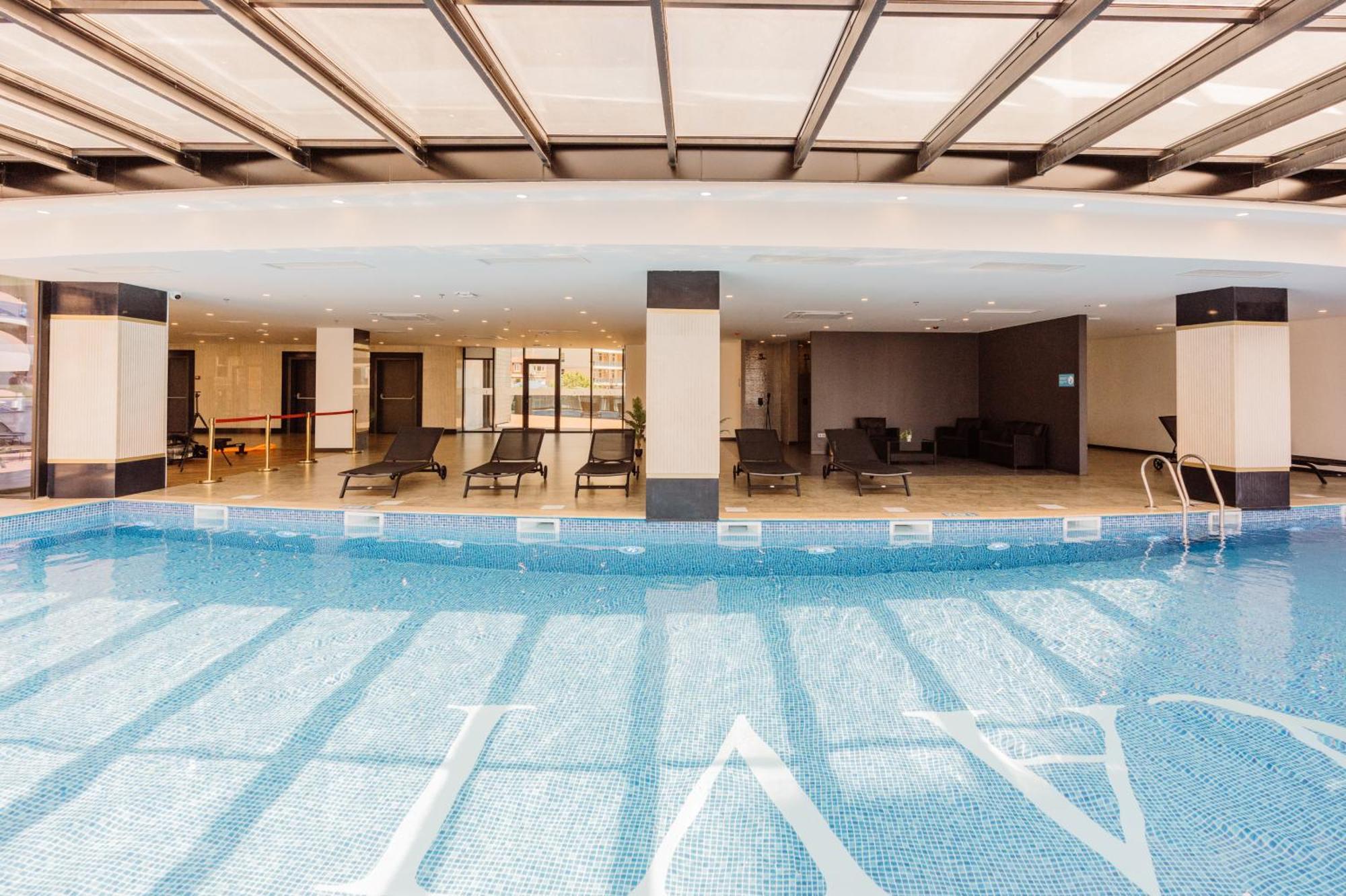 Otel Navi 4*